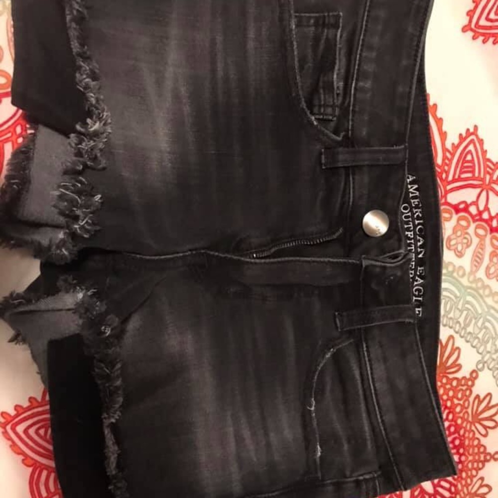 I Have Two Of The Same Exact Pair Size 2 And 4 - image 3